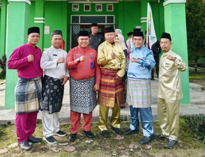 Guru MTsN 6 Merangin Ikuti Upacara HUT Jambi 2026