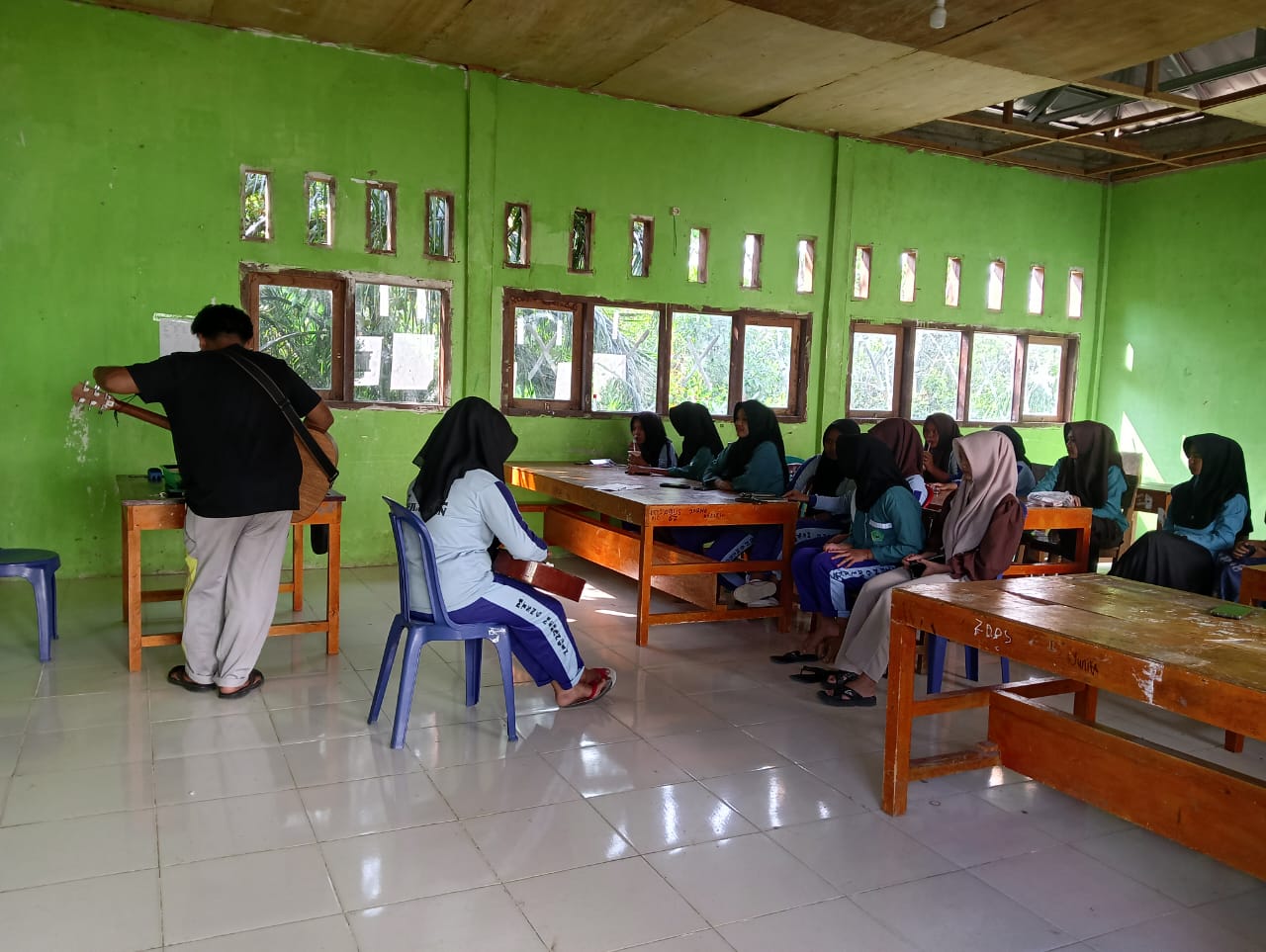 Setiap Jumat Sore, Siswa MTsN 6 Merangin Eksplorasi Bakat dan Minat Lewat Beragam Kegiatan Ekstrakurikuler