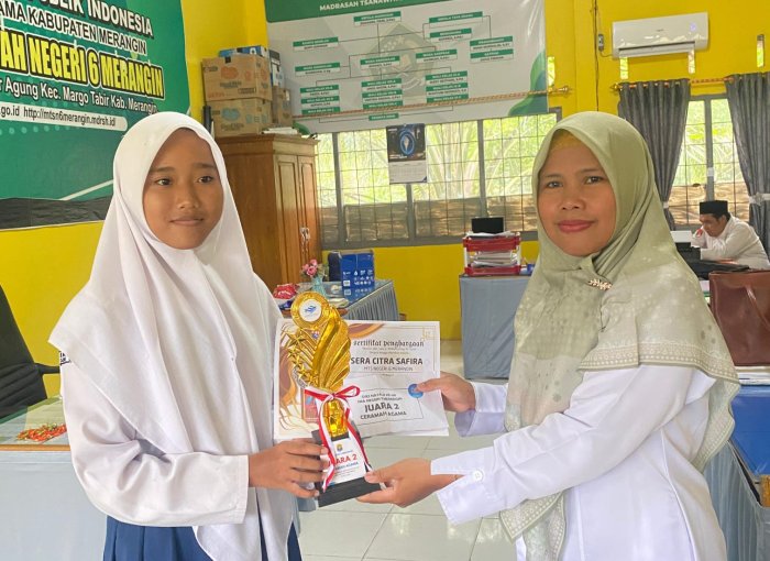 Siswi MTsN 6 Merangin Raih Juara Dua di HUT SMAN 5