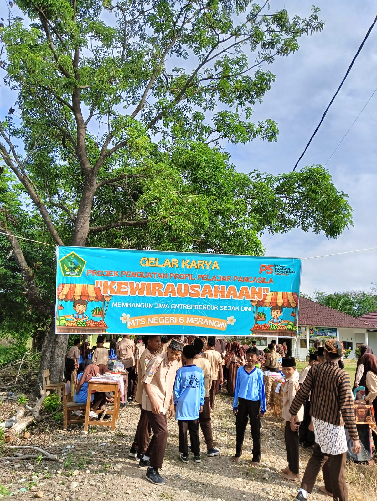  Kegiatan P5PRA Bidang Kewirausahaan di MTSN 6 Merangin*
