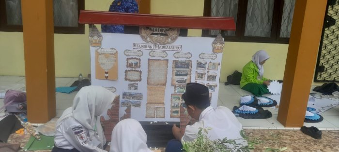 MTsN 6 Merangin Ikuti Lomba Mading Bulan Bahasa  Kemenag Kabupaten Merangin Tahun 2025
