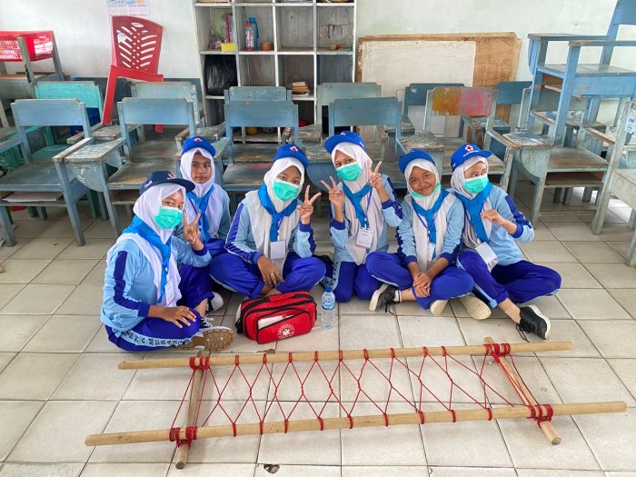 Tim PMR Madya MTsN 6 Merangin Raih Juara 2 Lomba Tandu di MAN 1 Merangin