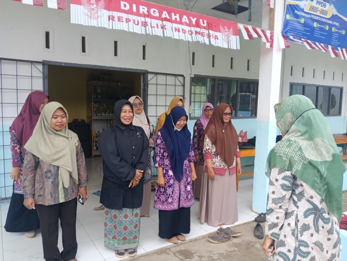 Apel Rutin Rabu Sore MTsN 6 Merangin Tekankan Disiplin dan Semangat Mengajar