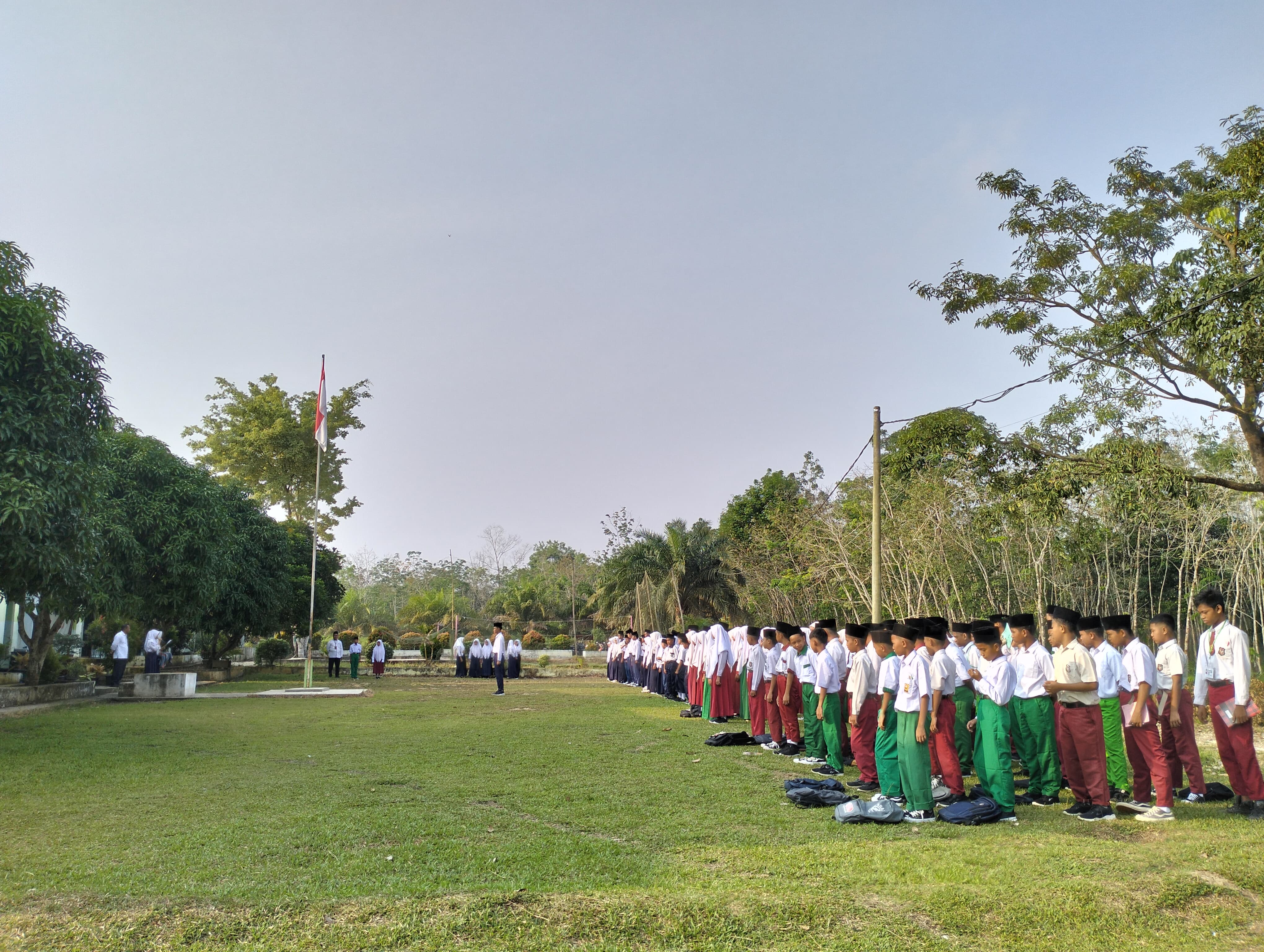 MTs Negeri 6 Merangin Selenggarakan MATSAMA 2024 dengan Tema 'Aku Cinta Madrasahku, Aku Cinta Tempatku Menimba Ilmu'