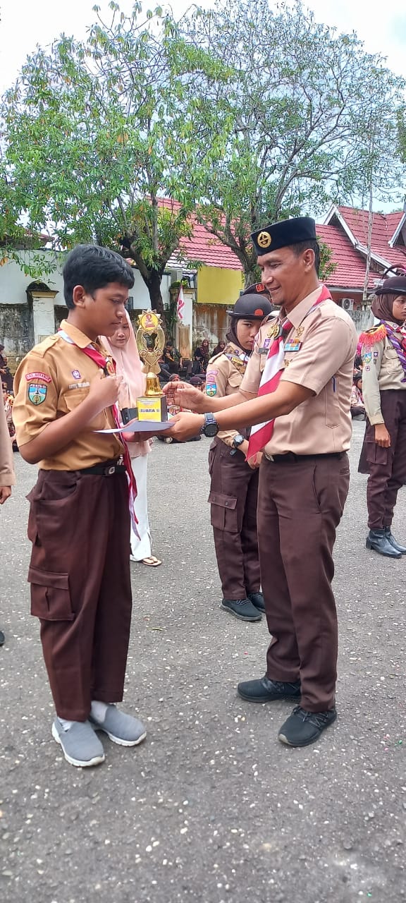 Alhamdulillah, Gading Ibnu Siswa MTs N 6 Merangin Meraih Juara 2 Kaligrafi dalam Peringatan Hari Lahir Baden Powell 2025