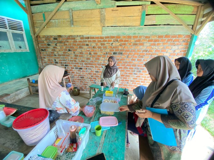 Puskesmas Desa Sumber Agung Lakukan Survei Langsung ke Kantin MTsN 6 Merangin