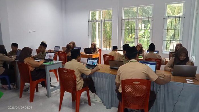 Hari Kedua TKA MTsN 6 Merangin Berjalan Lancar Hari Kedua TKA MTsN 6 Merangin Berjalan Lancar