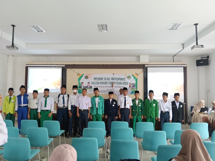 Semangat Literasi Bahasa Inggris Berbuah Manis, MTsNegeri 6 Merangin Raih Harapan I di English Kahoot Competition 2025