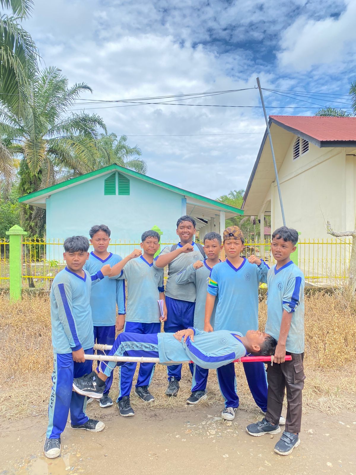 MTsN 6 Merangin Raih Juara 1 Lomba Hacking Peta Buta di Jambore Ranting Margo Tabir 2025