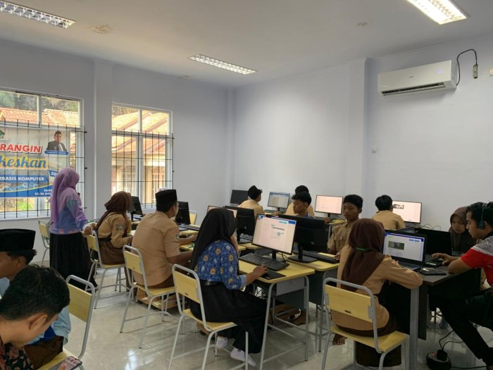 Gladi TKA Hari Kedua di MTsN 6 Merangin Berjalan Sukses