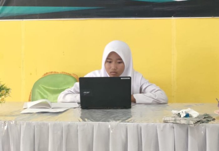 Sera Citra Ulya Siswo MTsN6 Merangin siap Harumkan Nama MTs N 6 Merangin di ajang (OMI)